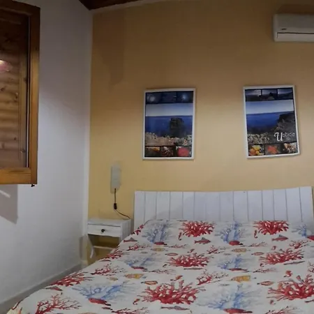 Usticatour Apartments And Villas *