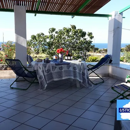 Usticatour Apartments And Villas Isola di Ustica