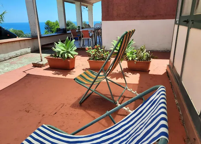 Usticatour Apartments&villas Isola di Ustica